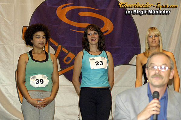 ../Images/cheerleader_casting_180.jpg