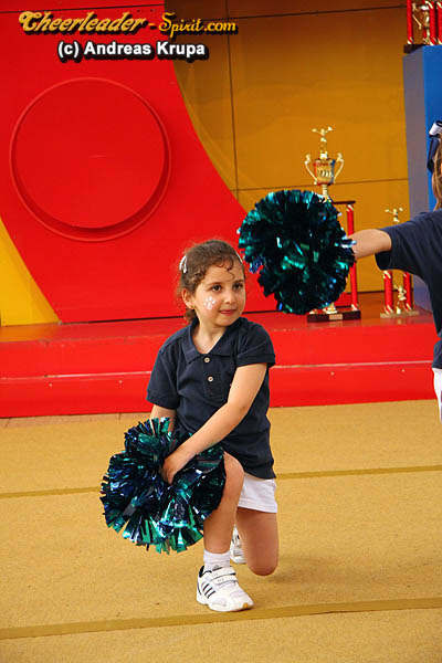 ../Images/IMG_9654-XTC-Kidscheer-20090627.jpg