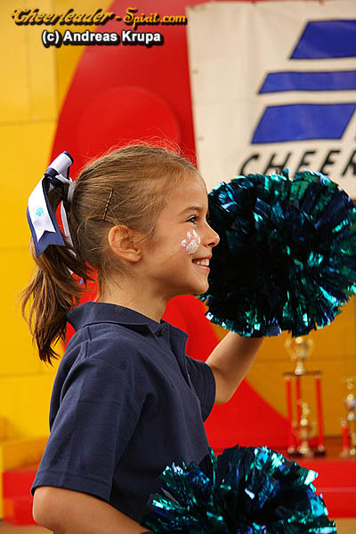 ../Images/IMG_9660-XTC-Kidscheer-20090627.jpg