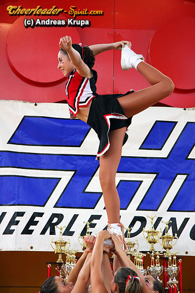 ../Images/IMG_9836-XTC-Kidscheer-20090627.jpg
