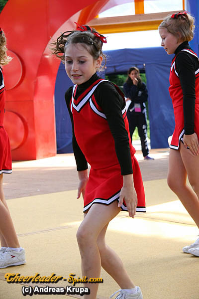 ../Images/JMG_9068-XTC-Kidscheer-20090627.jpg