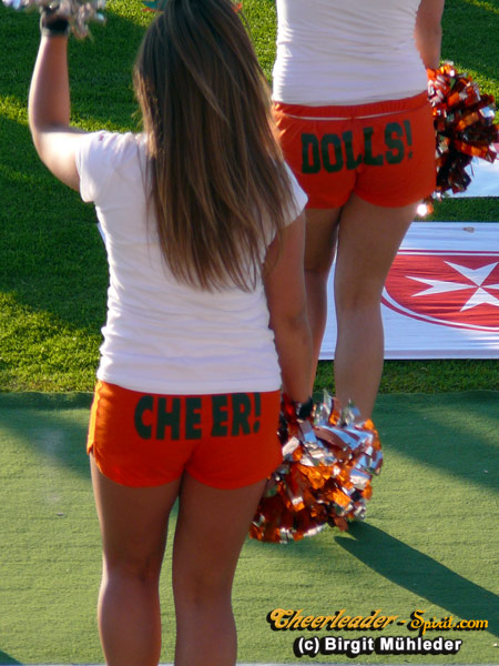 ../Images/090613_canes_monarchs_107.jpg