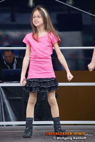 ../Images/younggeneration_007.JPG