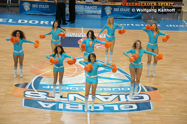 ../Images/sensationals_133.JPG