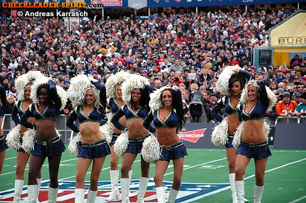 ../Images/rams-cheers_036.JPG
