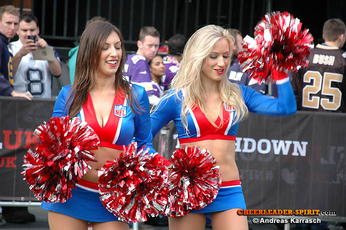 ../Images/NFL_ALLStar_Cheers47.JPG