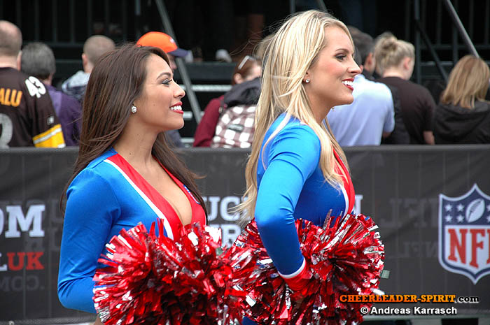 ../Images/NFL_ALLStar_Cheers65.JPG
