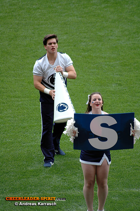 ../Images/pennstatecheer-aka_033.jpg