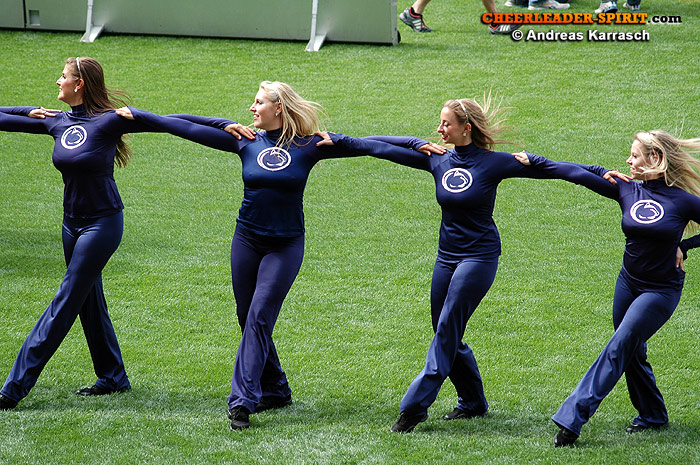../Images/pennstatecheer-aka_071.jpg