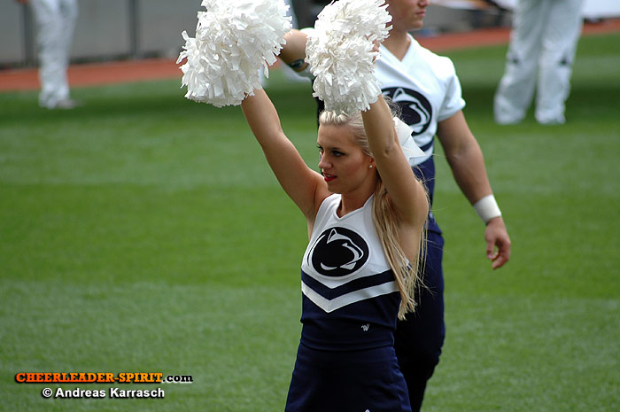../Images/pennstatecheer-aka_098.jpg