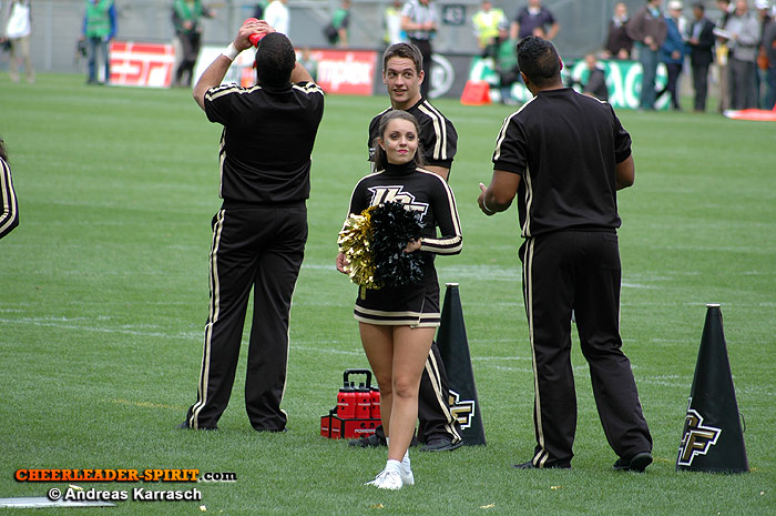 ../Images/ufccheer-aka_192.jpg