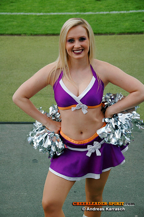 ../Images/fu-cheer-ak_093.jpg