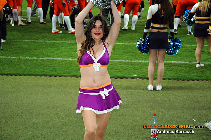 ../Images/fu-cheer-ak_182.jpg