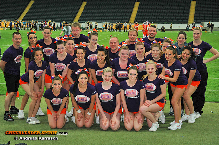 ../Images/fu-cheer-ak_222.jpg