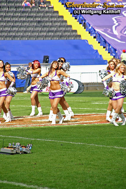 ../Images/galaxydancers005.jpg