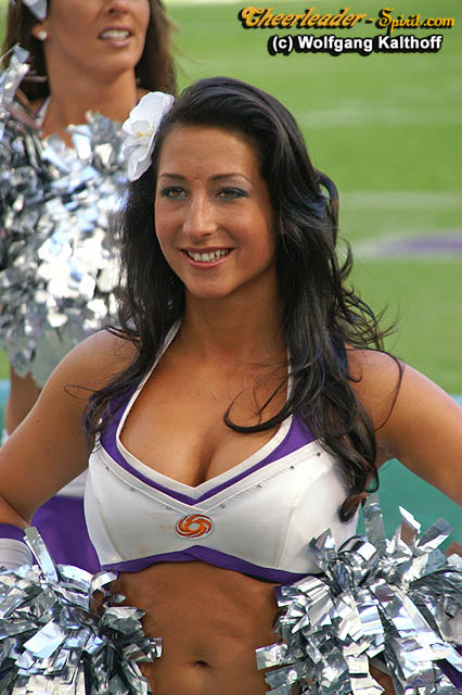 ../Images/galaxydancers012.jpg