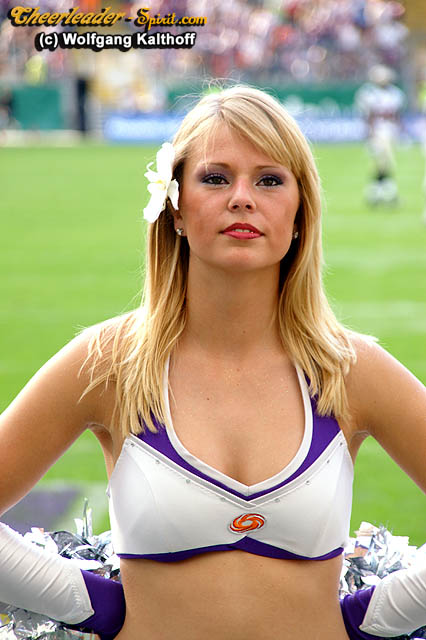 ../Images/galaxydancers032.jpg