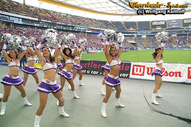 ../Images/galaxydancers043.jpg