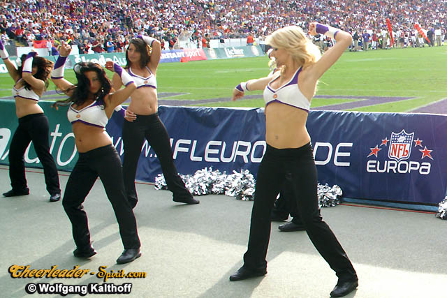 ../Images/galaxydancers058.jpg