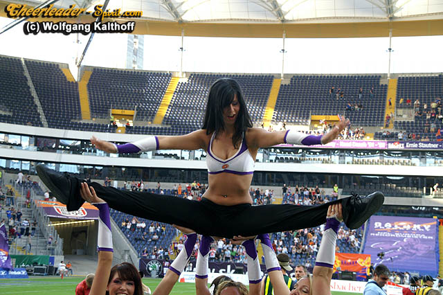 ../Images/galaxydancers078.jpg
