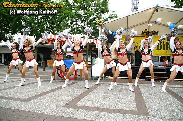 ../Images/silverstars_matjes-fest012.jpg