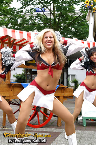 ../Images/silverstars_matjes-fest041.jpg