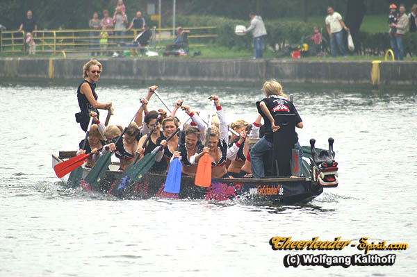 ../Images/silverstars_drachenboot008.jpg