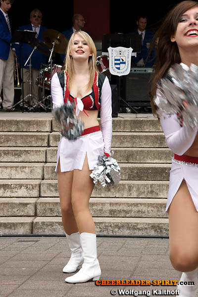 ../Images/silverstars_wk_240.JPG