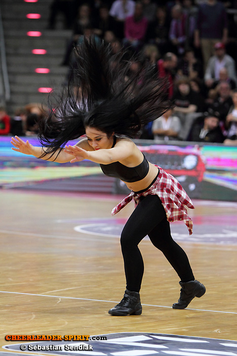 ../Images/Cheer_0126.jpg